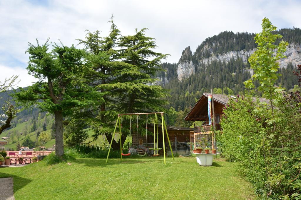 Ula'S Holiday Apartments Беатенберг Стая снимка