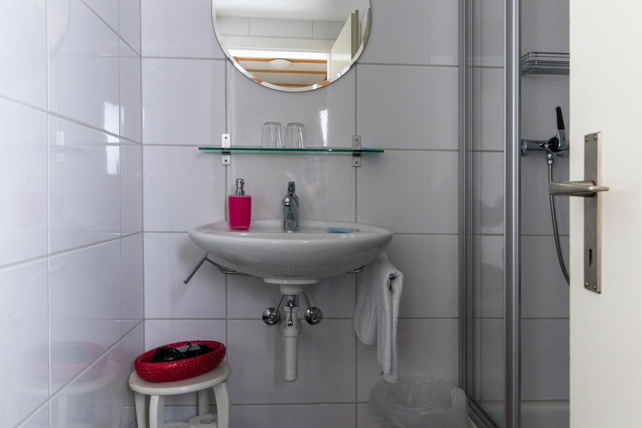 Ula'S Holiday Apartments Беатенберг Екстериор снимка